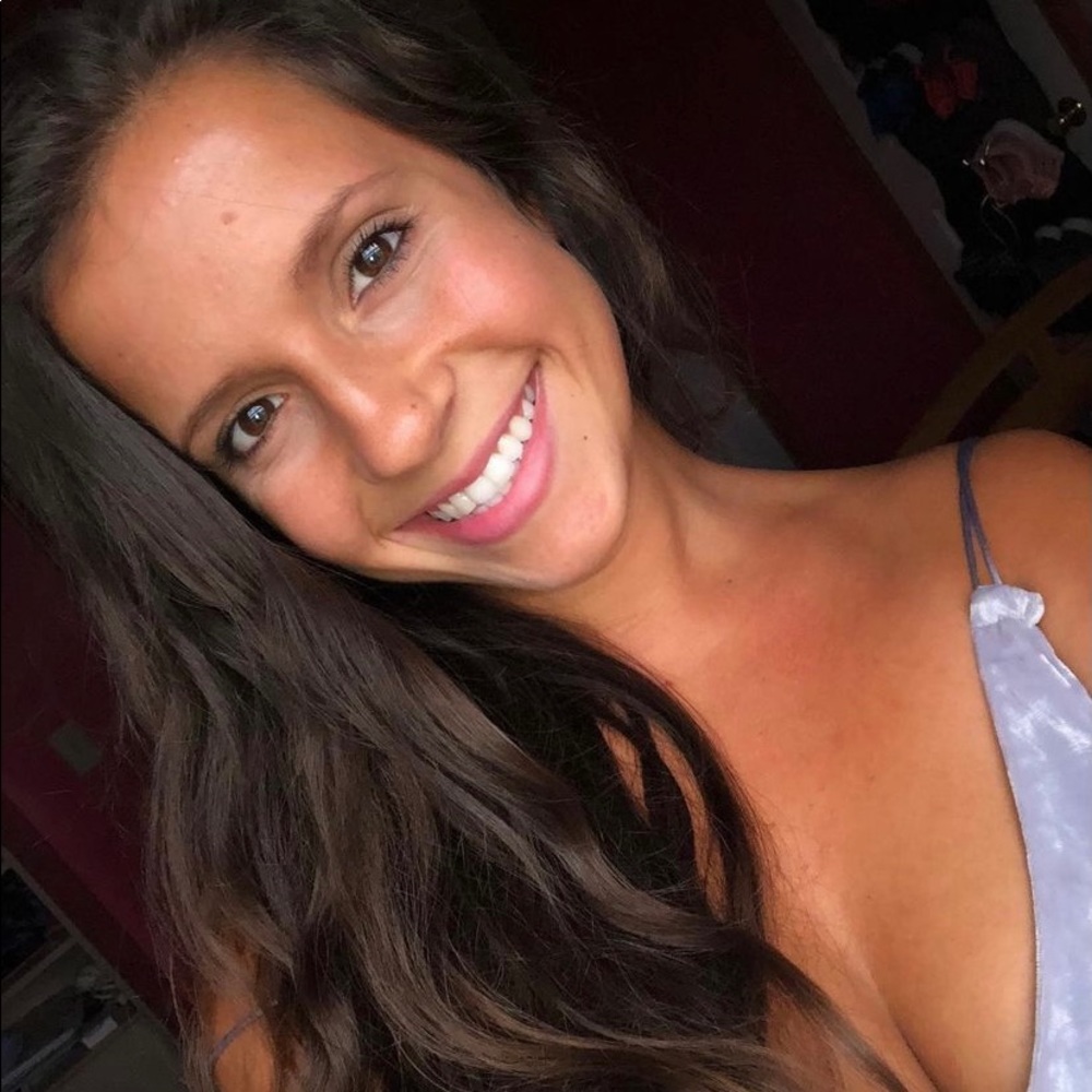 Meet your Posher, Brandi